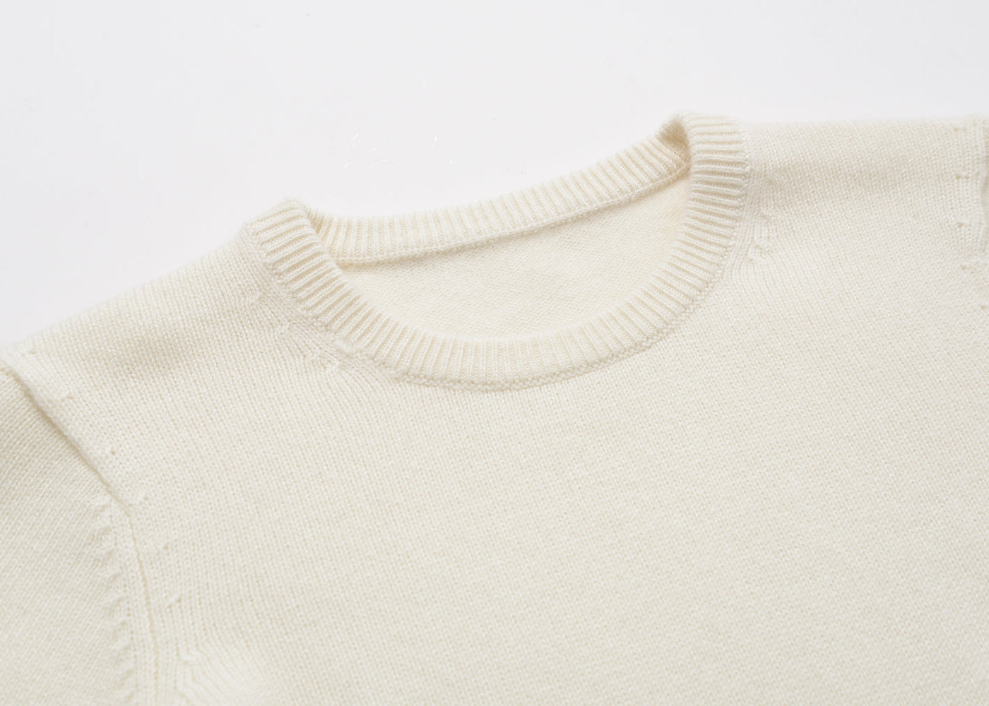 Aven Crew Neck Cashmere Sweater